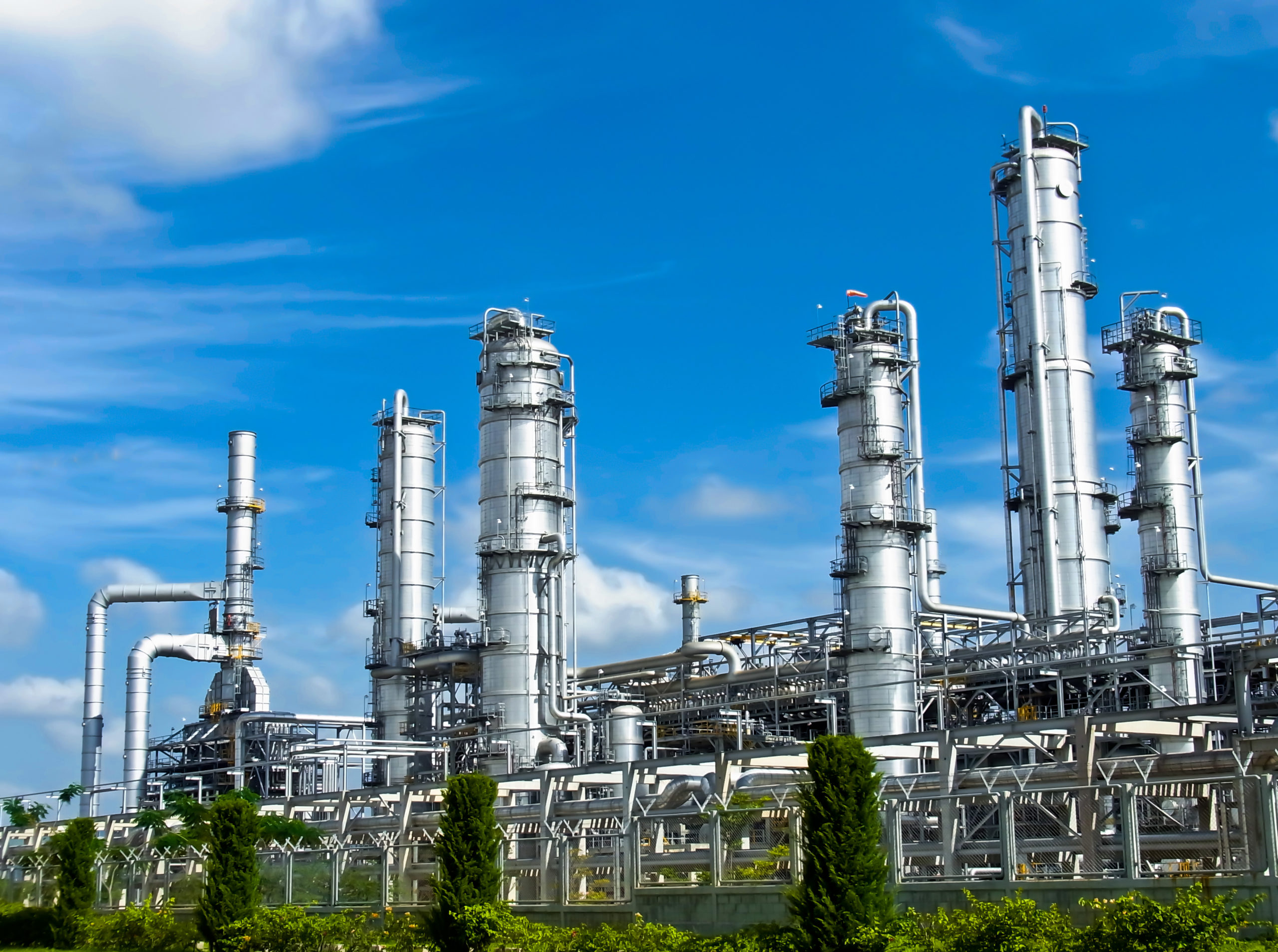 Petrochemical,Plant,With,Blue,Sky