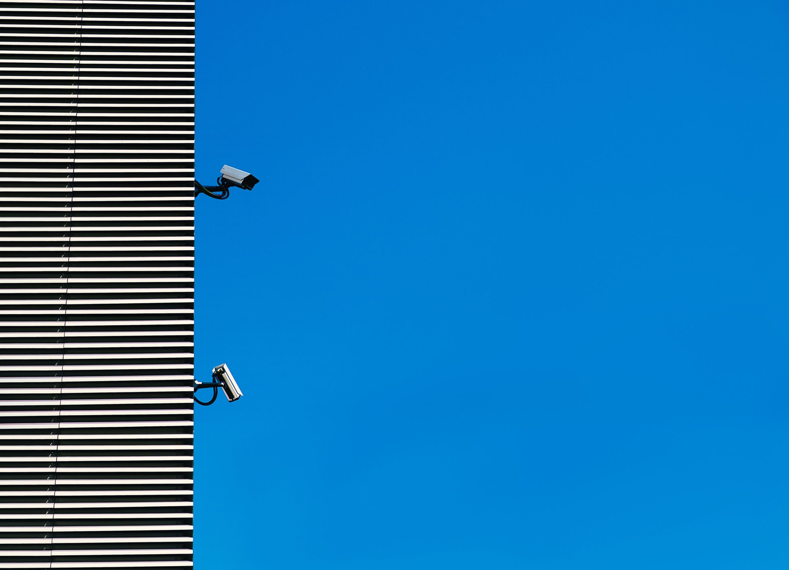arthur-mazi-a8CxRWIu8yw-unsplash (1)