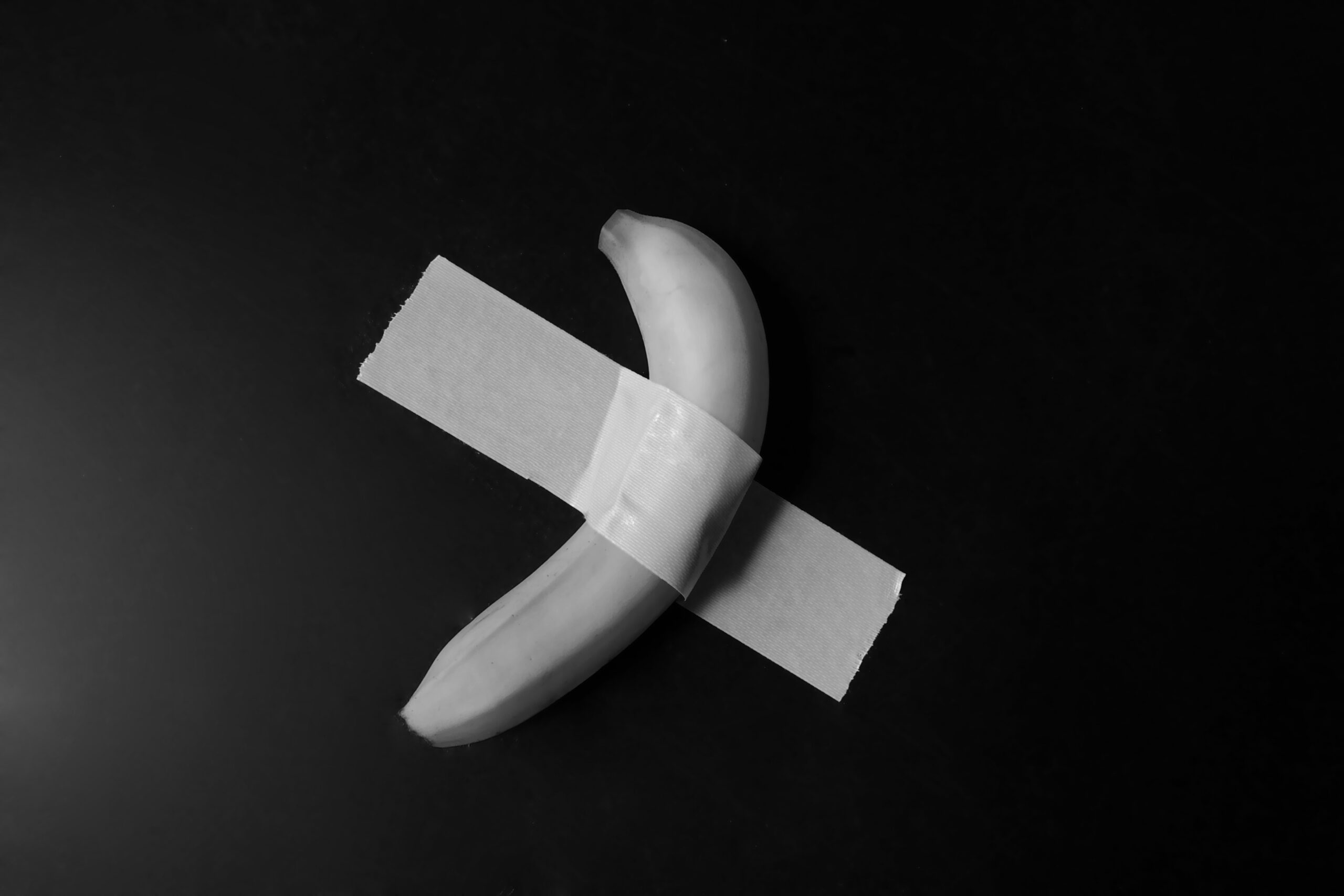 banana to a wall