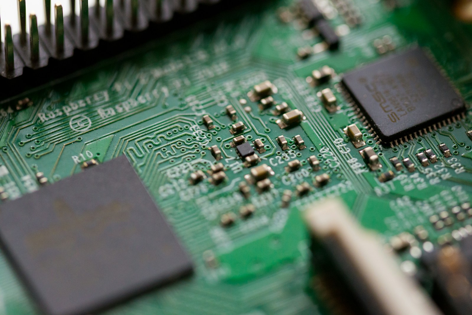 Close up technologies