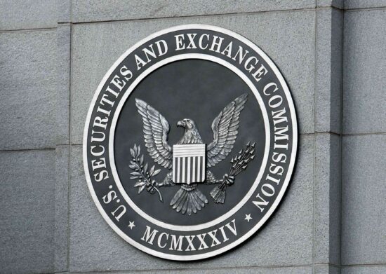 sec-under-fire-as-wall-street-investment-banks-falter-82880353-ab4ee364aba74633857b1416b60b6726