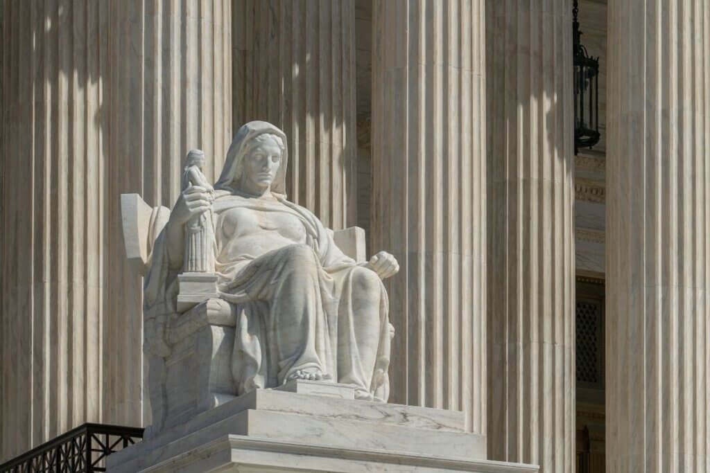 Lady justice statue at supreme court