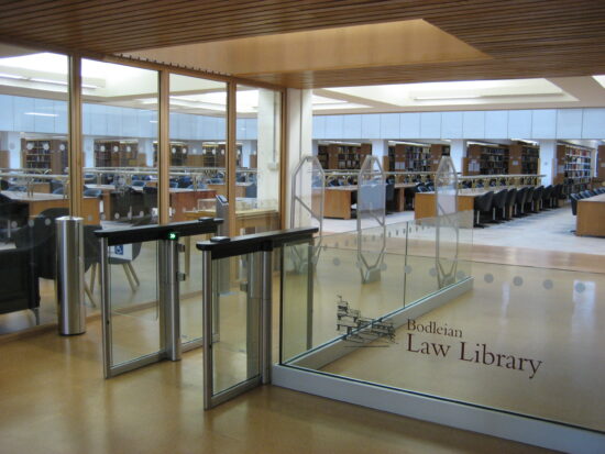 http-blogs-bodleian-ox-ac-uk-lawbod-wp-content-uploads-sites-142-2021-09-entrance-gates-jpg