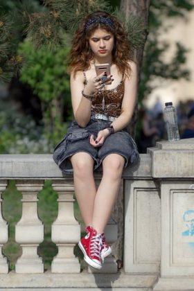 https-edlaw4students-com-wp-content-uploads-2025-02-girl-8699128_640-4714008-e1740698853120-jpg