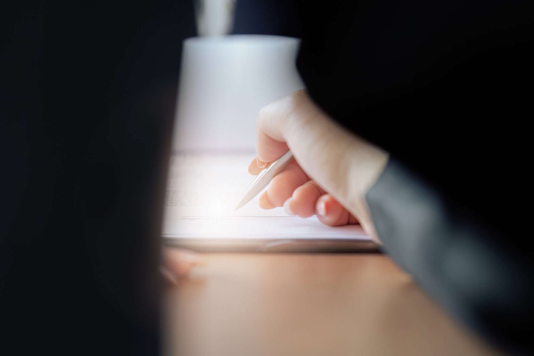 President Trump Signs Debanking Executive Order: Horizontal Reviews for Banks and Credit Unions are Next
