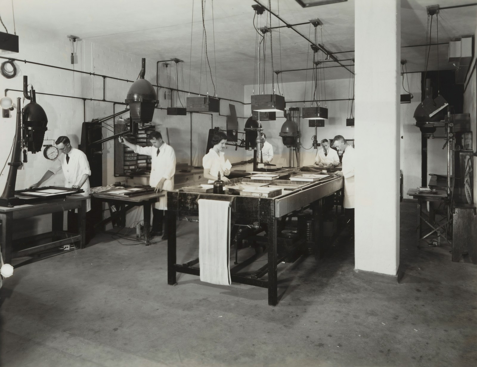 Kodak Australasia Pty Ltd, Enlarging Section, Abbotsford, circa 1940s