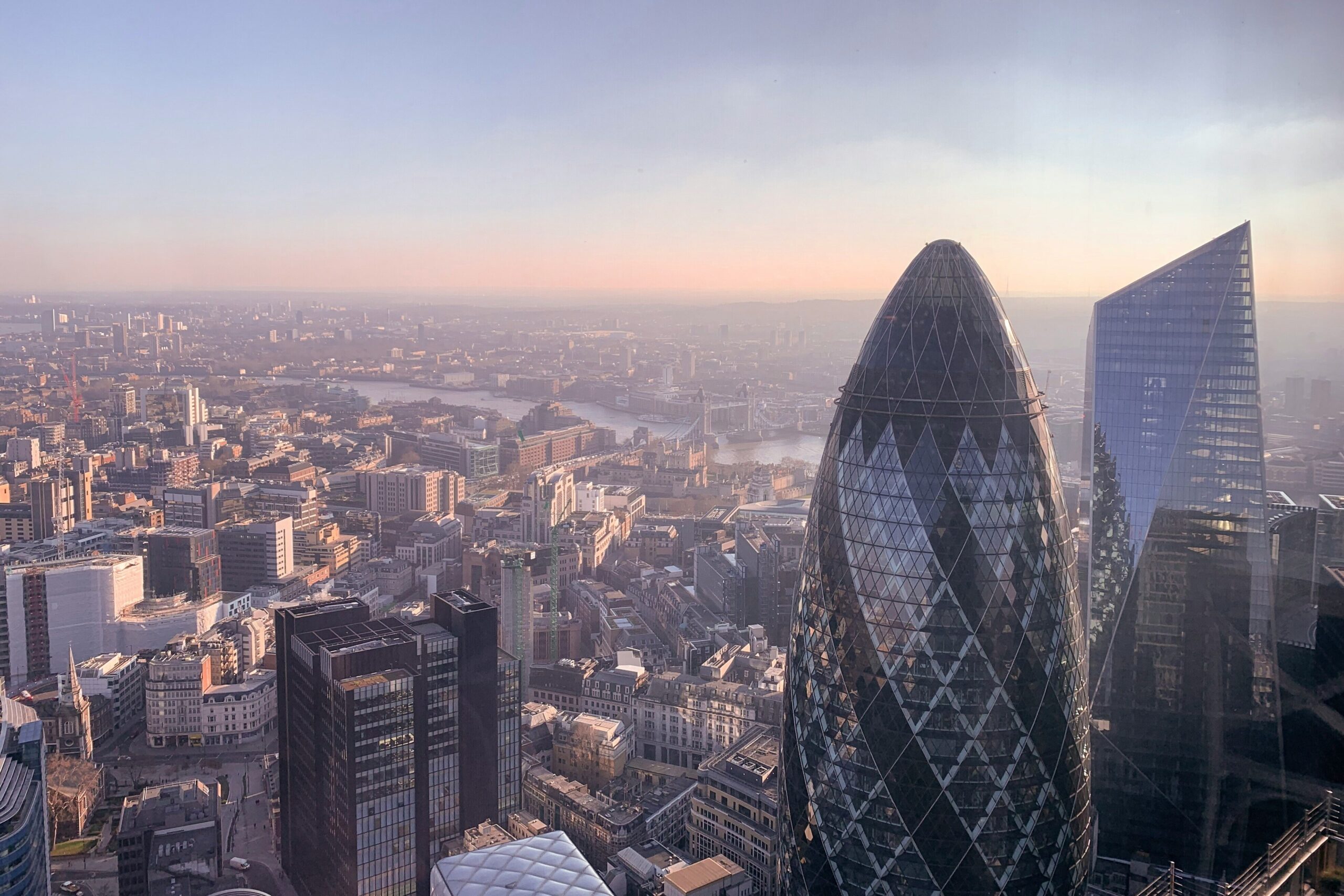 3to2 - 10 Key Focus Areas For Financial Services Firms 2025_alev-takil-7ojyp-IXW7w-unsplash_50034