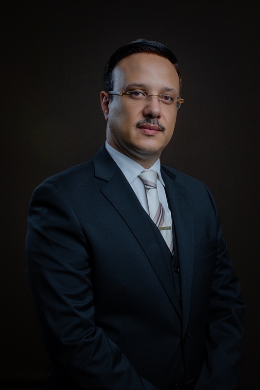 7 Why Choose Dr. Hassan Elhais for Your Legal Needs in the UAE