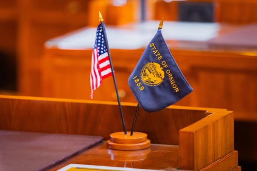 https-www-foster-com-assets-htmlimages-blogs-larrys-tax-law-oregon-flag-sm-jpg