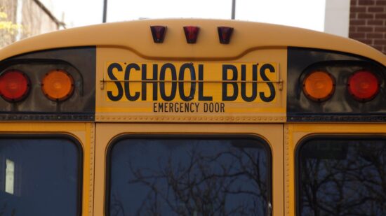 https-free-images-com-lg-f72e-bus_school_school_bus_0-jpg