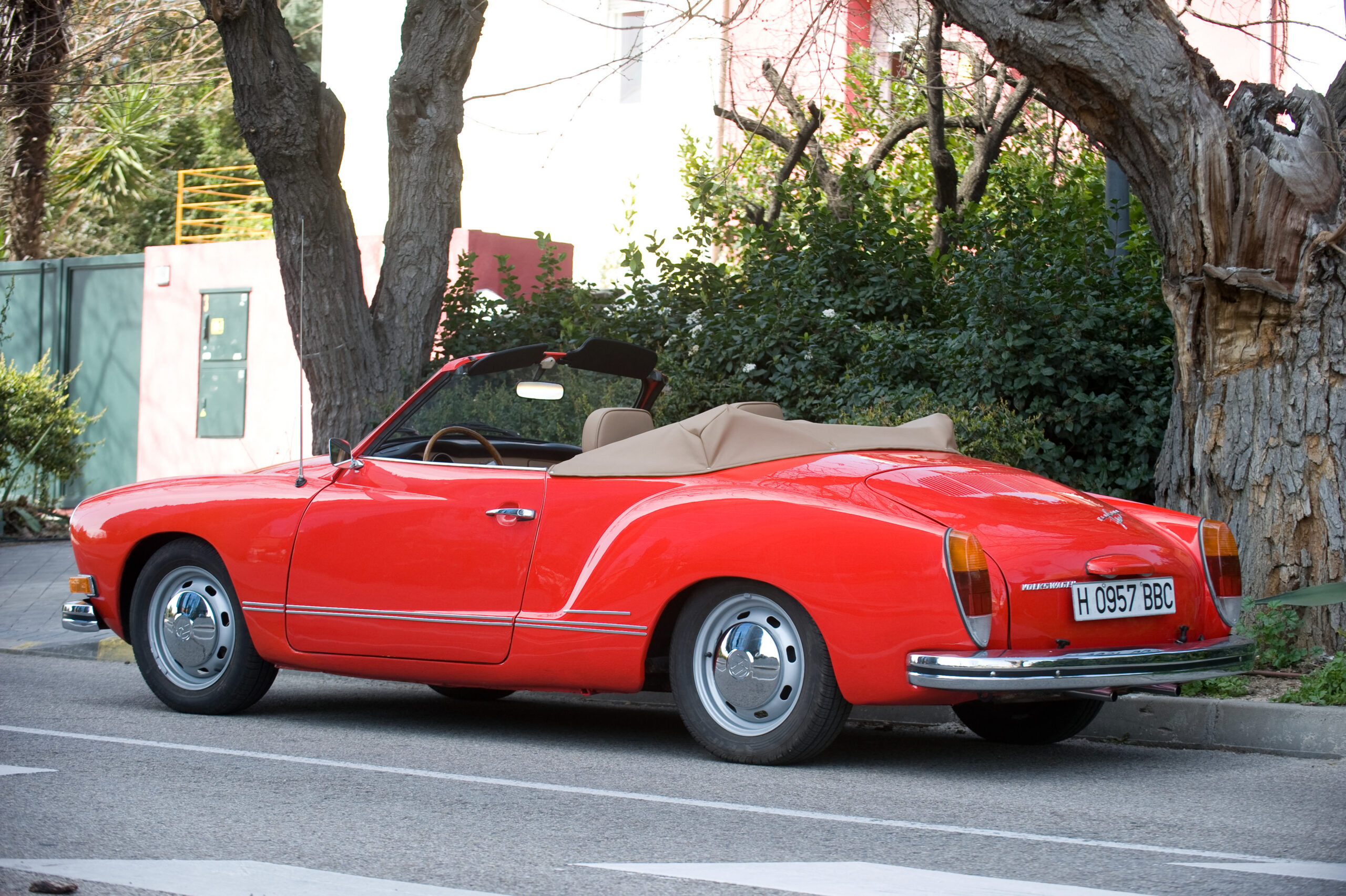 Madrid,,Spain.02/12/2015.the,Karmann,Ghia,(type,14),Was,A,2,+