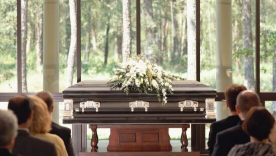https-www-911victimlawyer-com-hubfs-funeral-gathering-jpeg-900x510-jpg