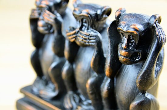 https-freemovement-org-uk-wp-content-uploads-2017-09-three-monkeys-1212616_1920-jpg