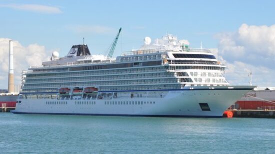 https-cruiselawnewsblog-lexblogplatform-com-wp-content-uploads-sites-940-2026-09-2022_06_viking_mars_1_cropped-656x369-jpg