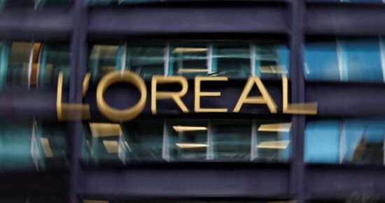 https-molawyersmedia-com-files-2026-09-2026-09-11t223802z_4_lynxmpem8a1jc_rtroptp_3_arizona-l-oreal-lawsuit-875x463-jpg