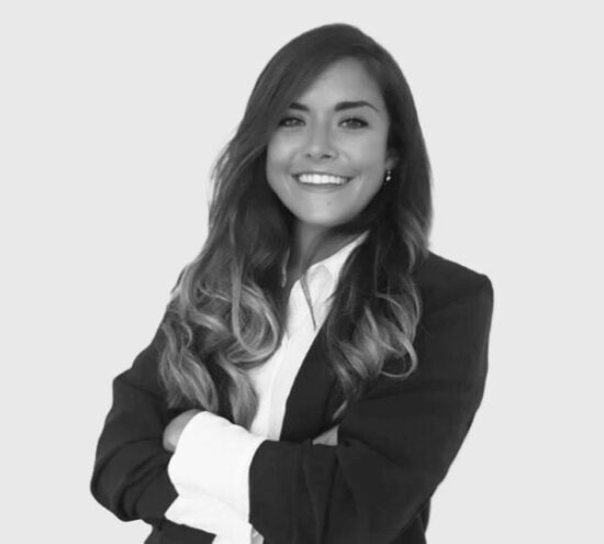 https-cabrerarodriguez-com-wp-content-uploads-2025-08-monica-farina-jpg