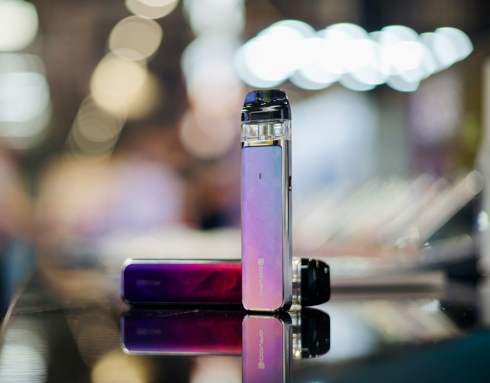 DOVPO Ayce Pro vape pod kit with nic salts E-cigarette device