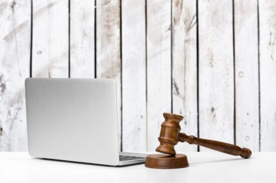 https-www-privacyanddatasecurityinsight-com-files-2026-10-laptop-mallet-table-640x426-jpg